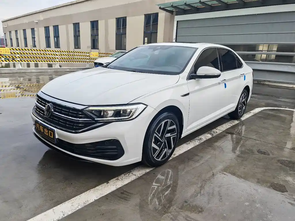 Volkswagen Sagitar 2022