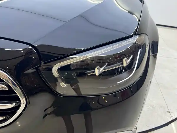 Mercedes-Benz E-Class 2023