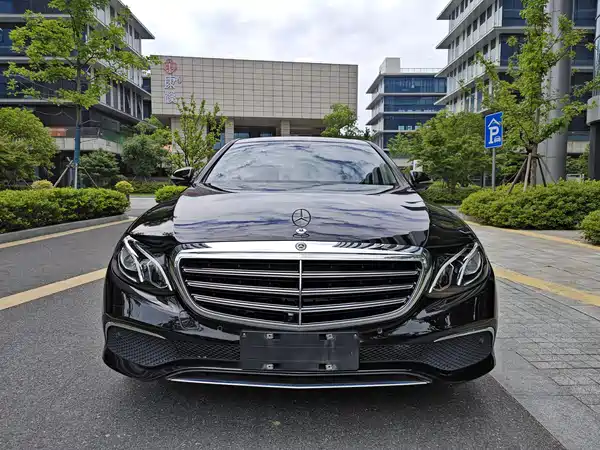 Mercedes-Benz E-Class 2019