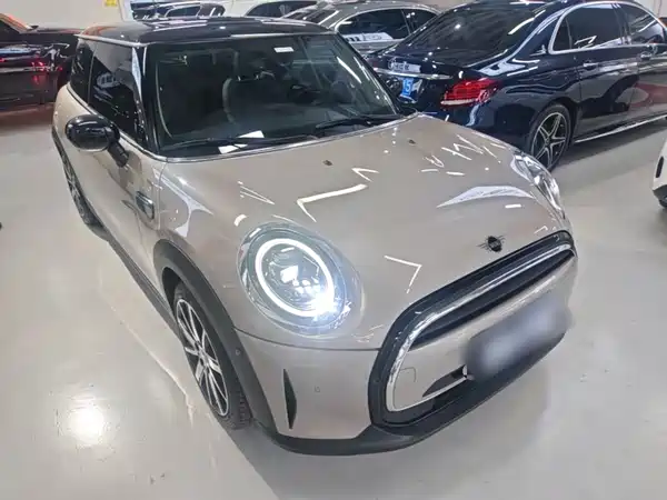 MINI 2024