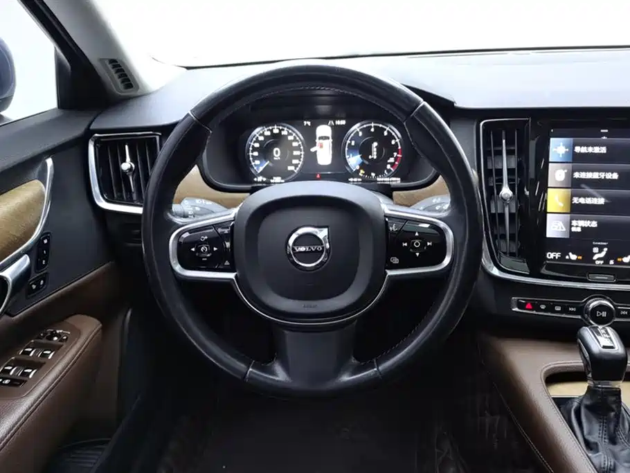 Volvo S90 2020 — фото 15