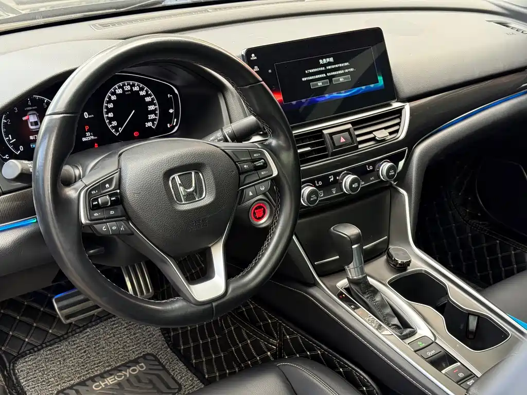Honda Accord 2022 — фото 6