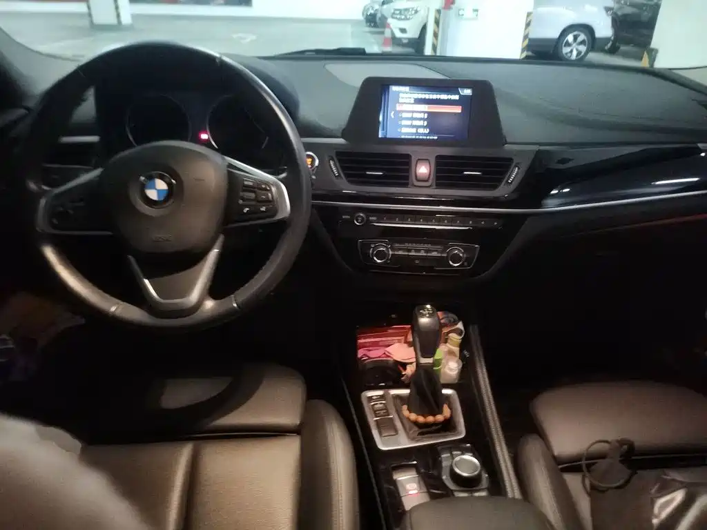 BMW 1 Series 2019 — фото 13