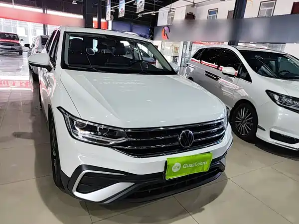 Volkswagen Tiguan L 2023