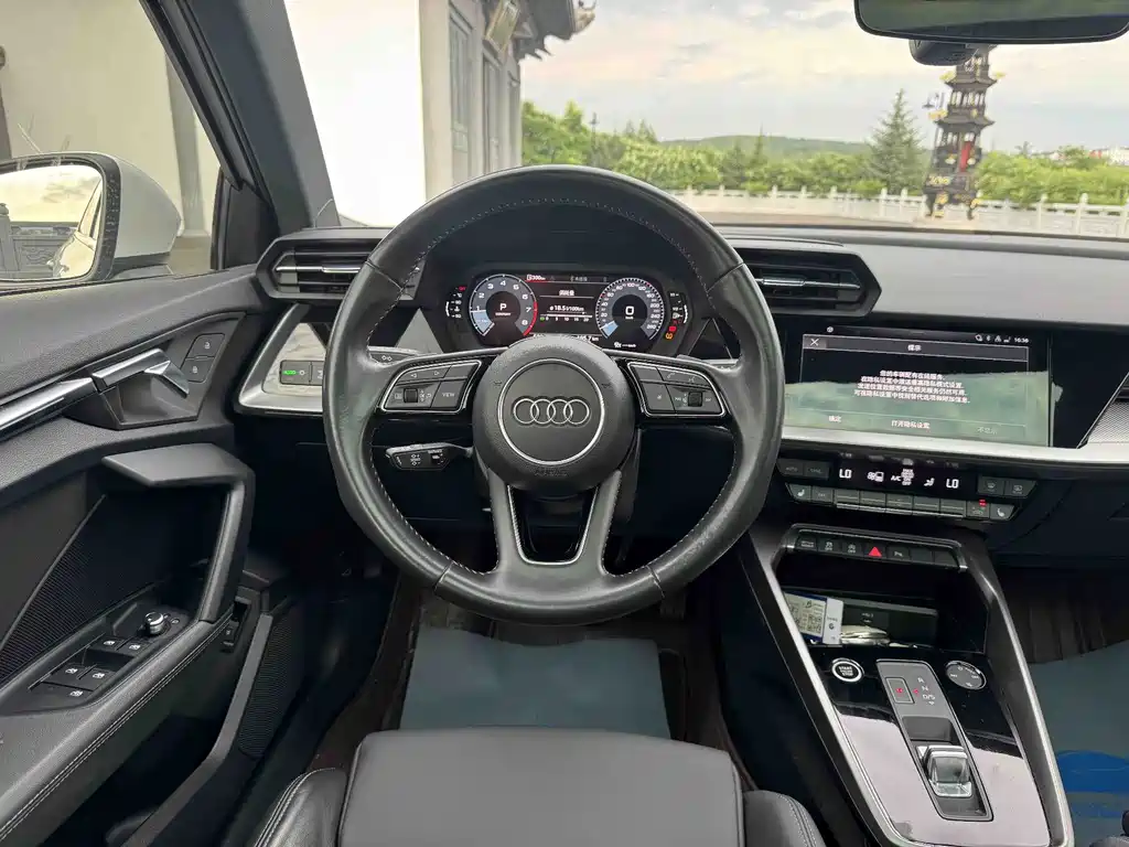 Audi A3 2021 — фото 15