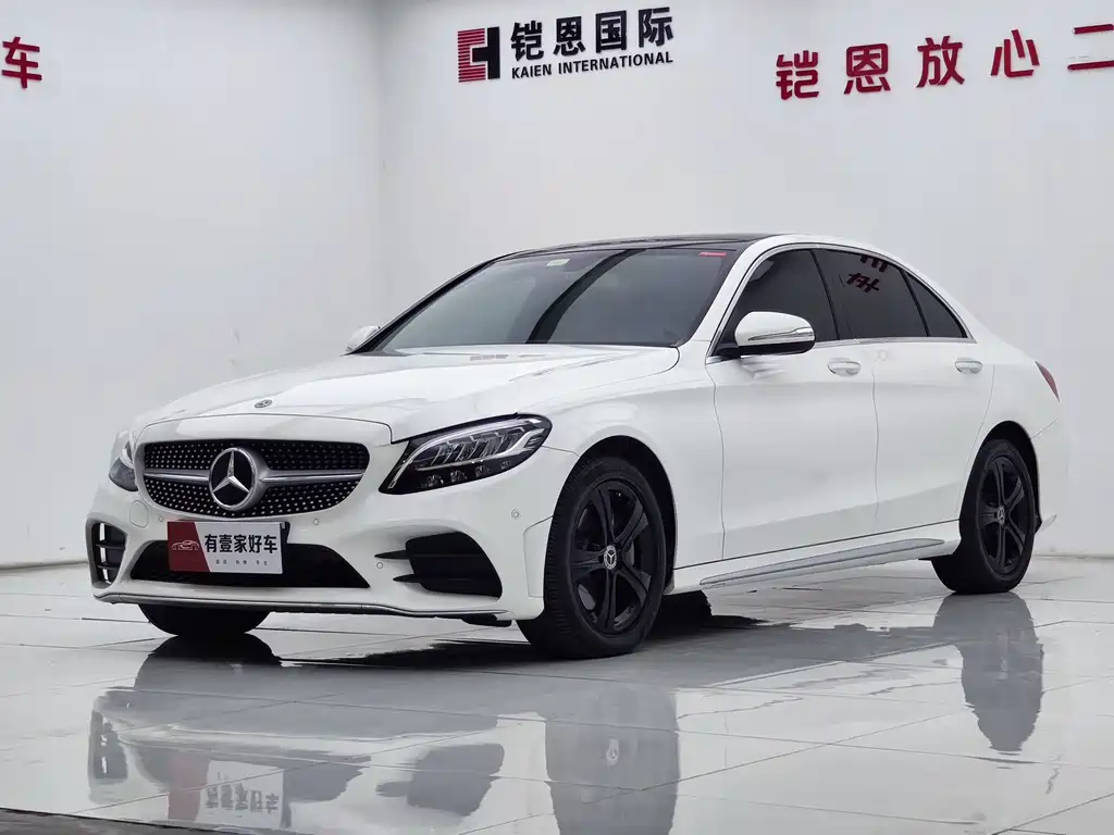 Mercedes-Benz C-Class 2019 — фото 1