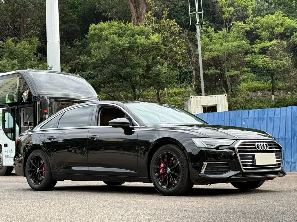 Audi A6L 2022 — фото 3