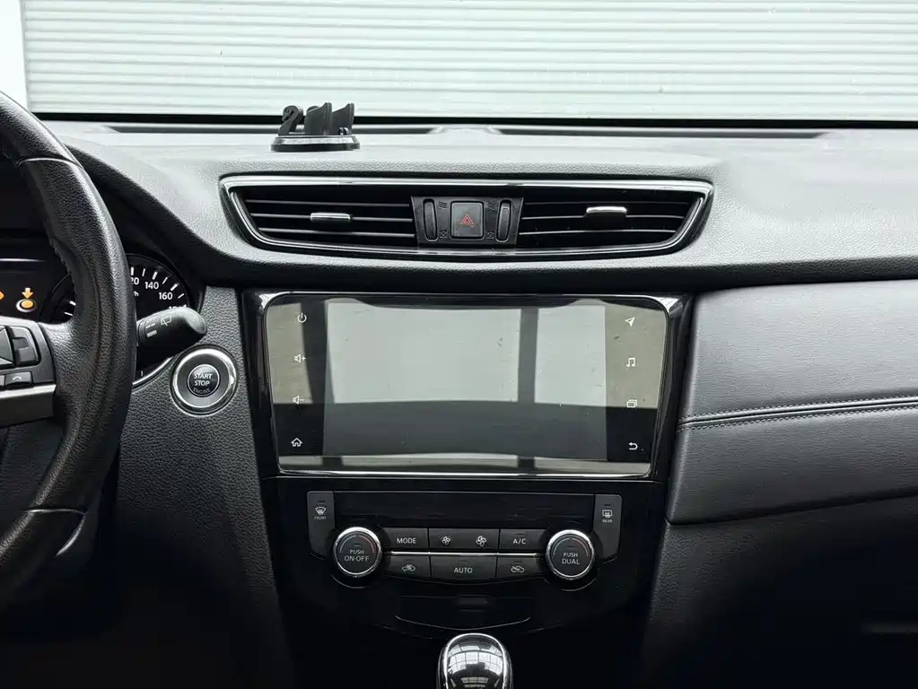 Nissan X-Trail 2023 — фото 18