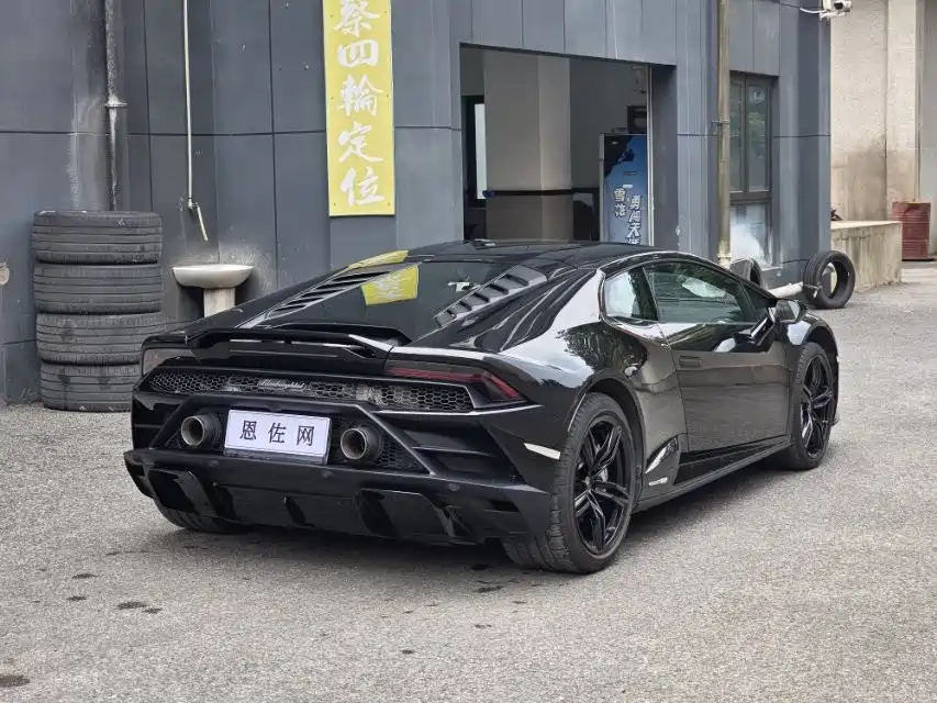 Lamborghini Huracan 2020 — фото 16
