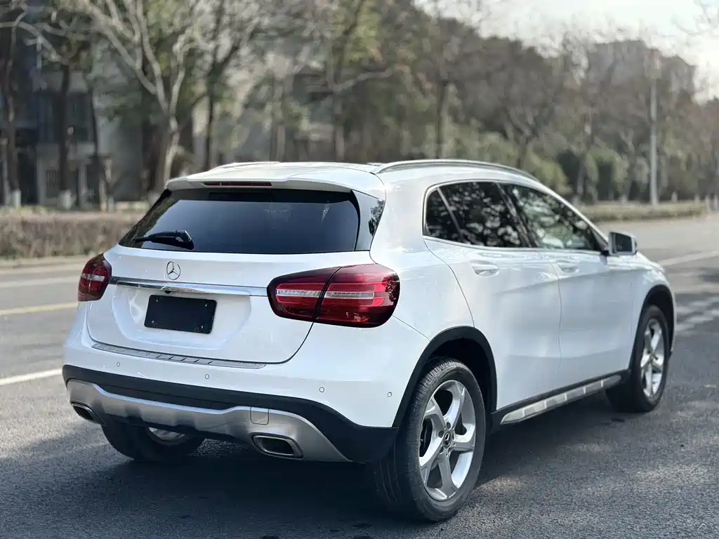 Mercedes-Benz GLA 2018 — фото 6
