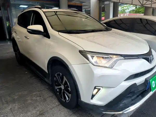 Toyota RAV4 2016