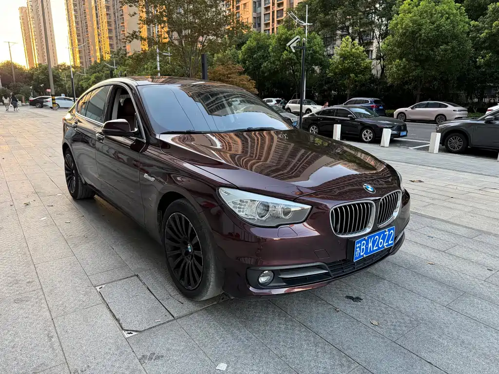 BMW 5 Series GT 2015 — фото 3