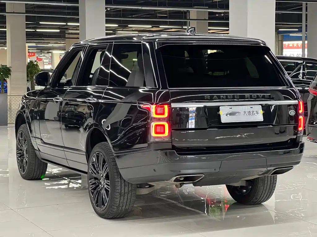 Land Rover Range Rover 2018 — фото 6
