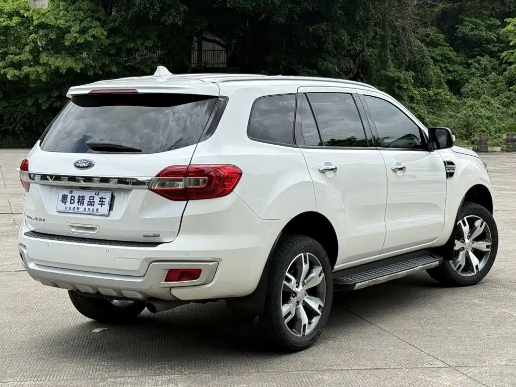 Ford Everest 2016 — фото 6