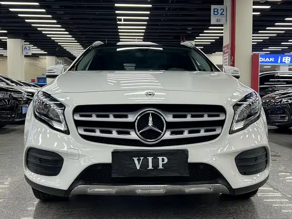 Mercedes-Benz GLA 2019