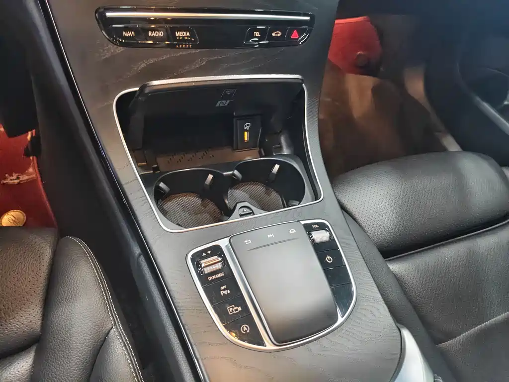Mercedes-Benz C-Class 2020