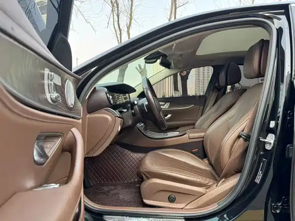 Mercedes-Benz E-Class 2021