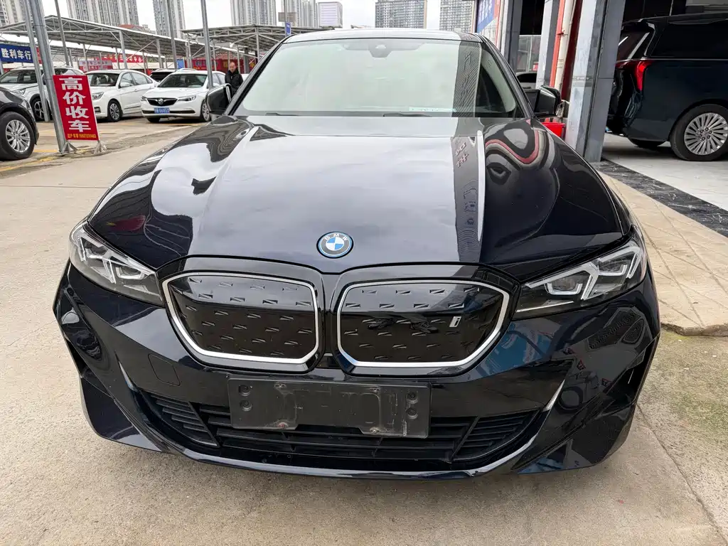 BMW i3 2024