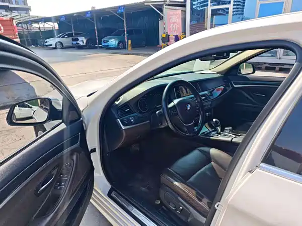 BMW 5 Series 2017