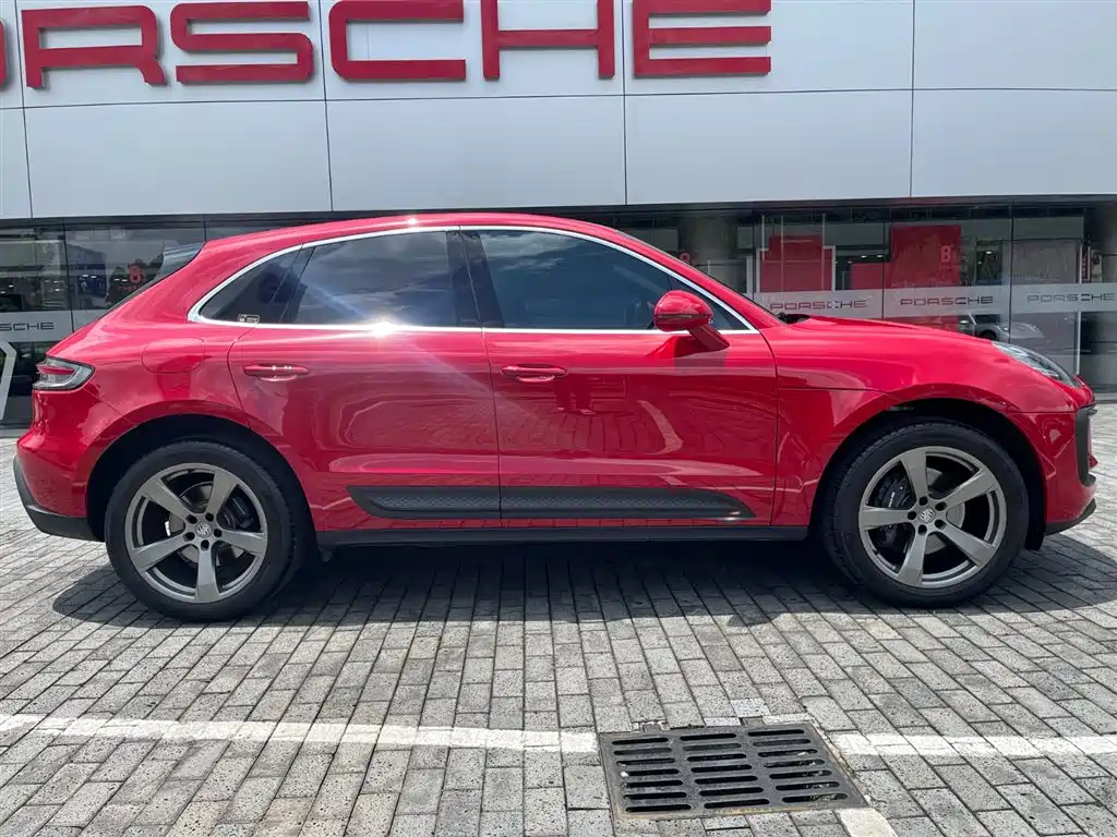Porsche Macan 2025 — фото 5