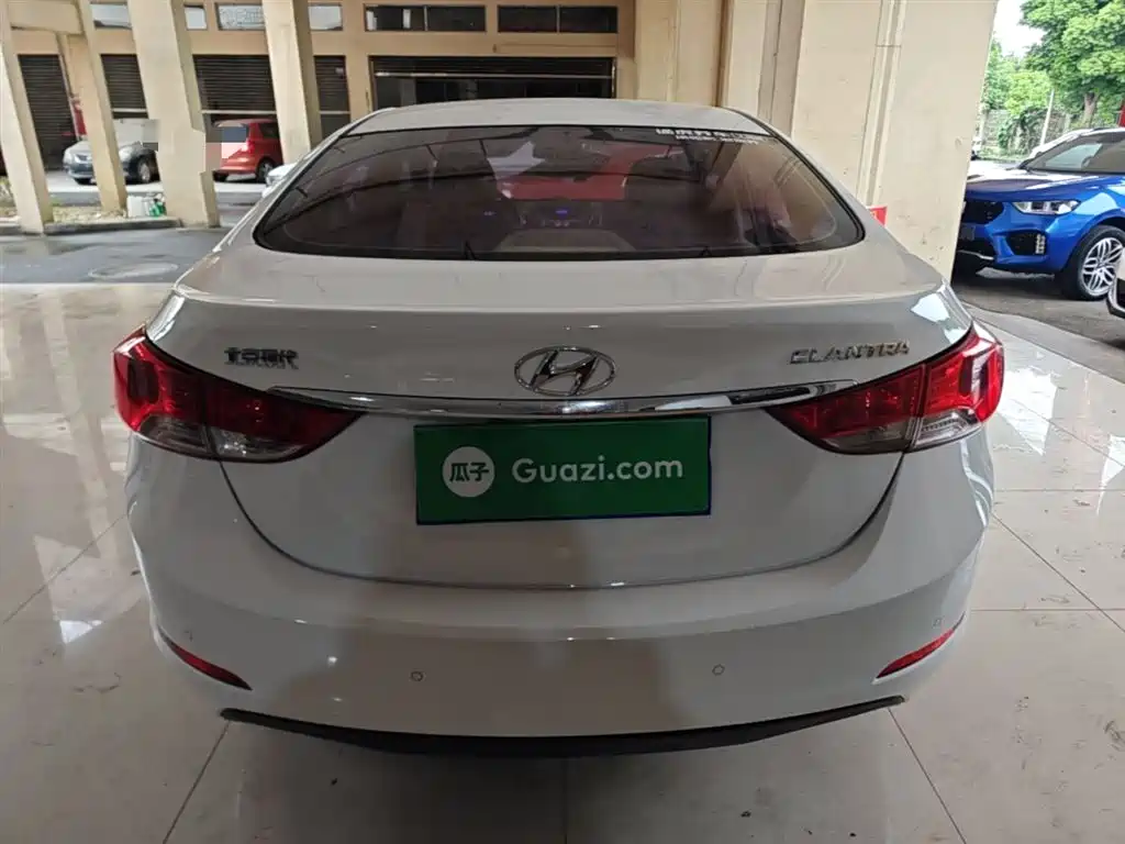 Hyundai Elantra Langdong 2015 — фото 6