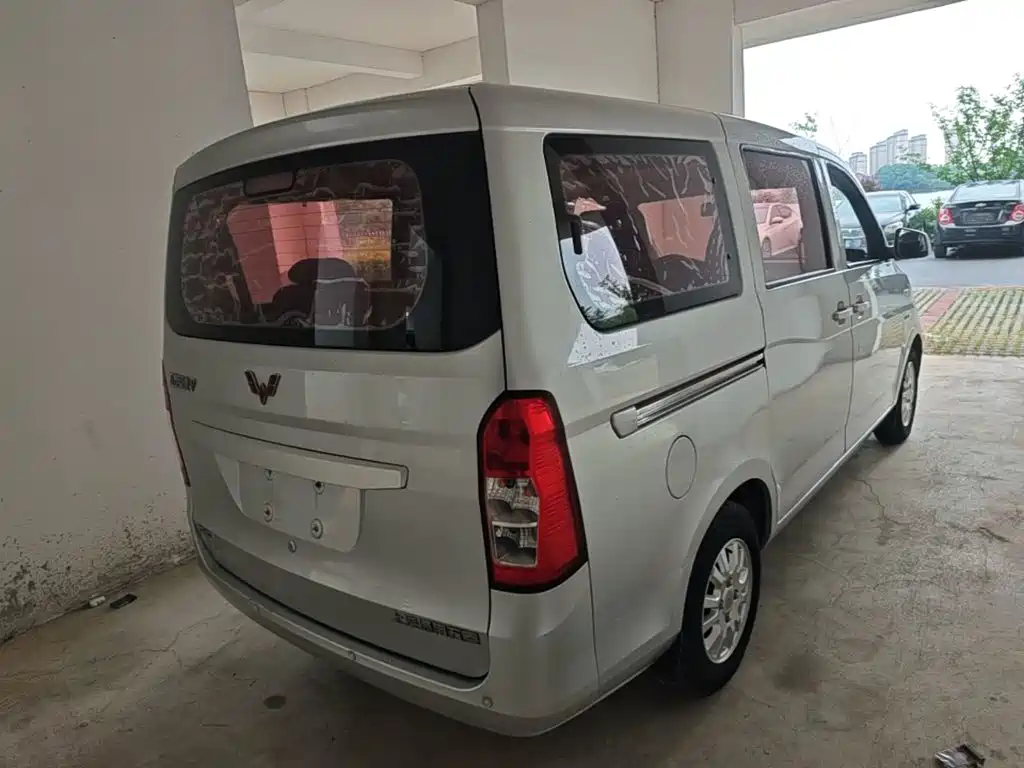 Wuling Rongguang V 2018 — фото 7