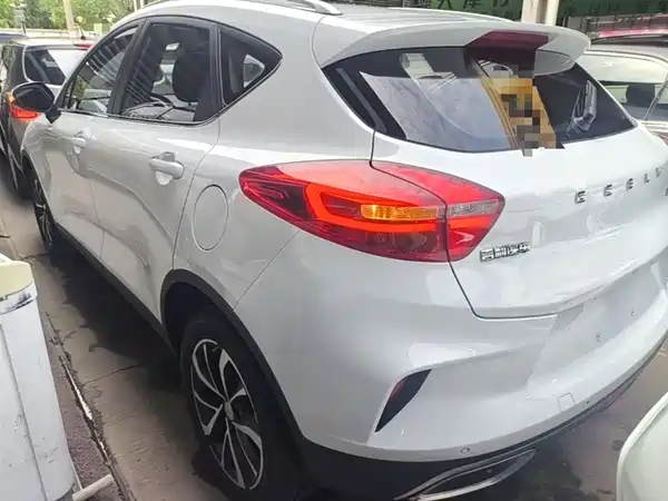 Geely Emgrand GS 2019