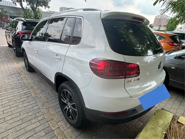 Volkswagen Tiguan 2015