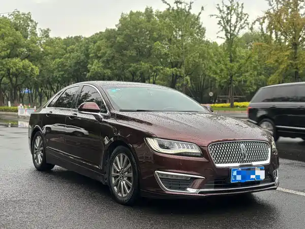 Lincoln MKZ 2019