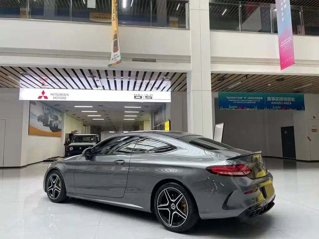 Mercedes-Benz C-Class 2021