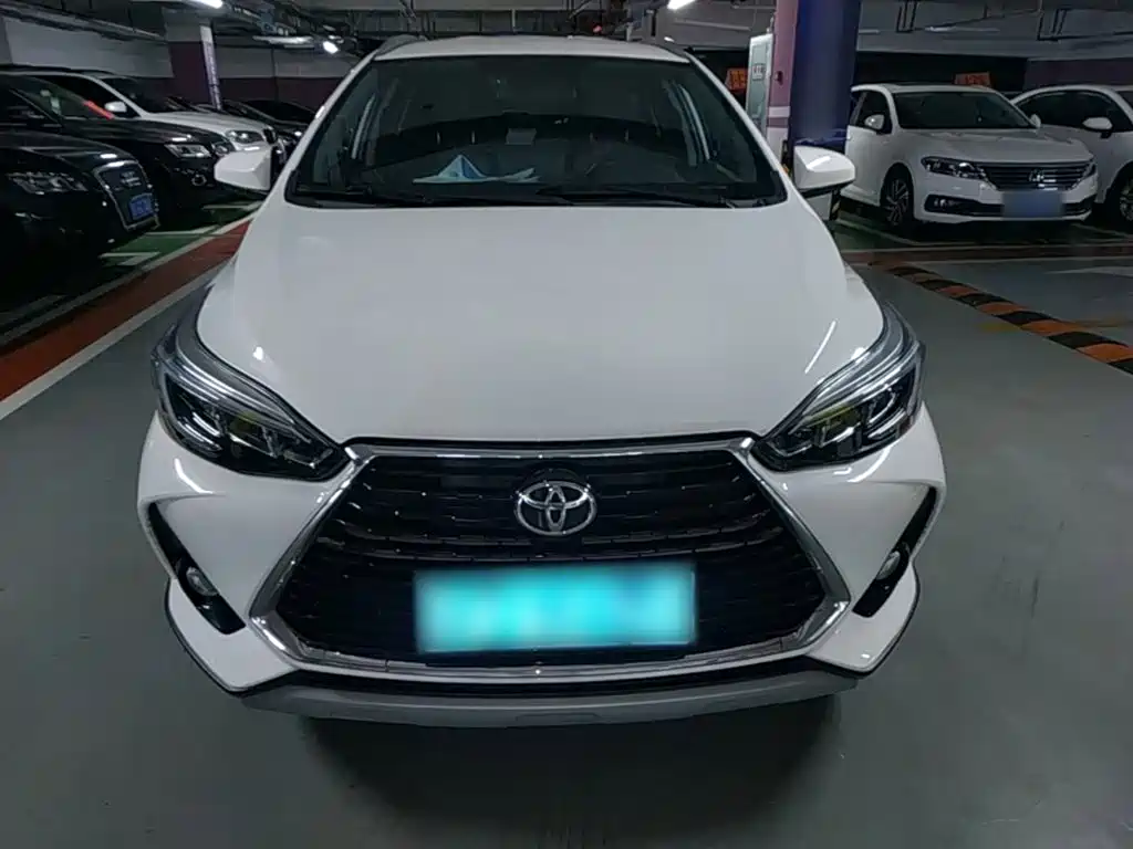 Toyota Yaris L 2023