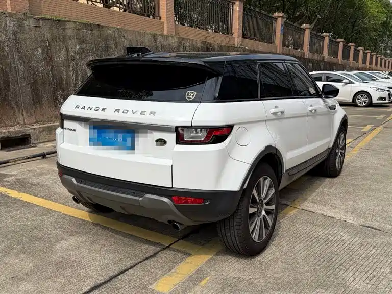 Land Rover Evoque 2018 — фото 7