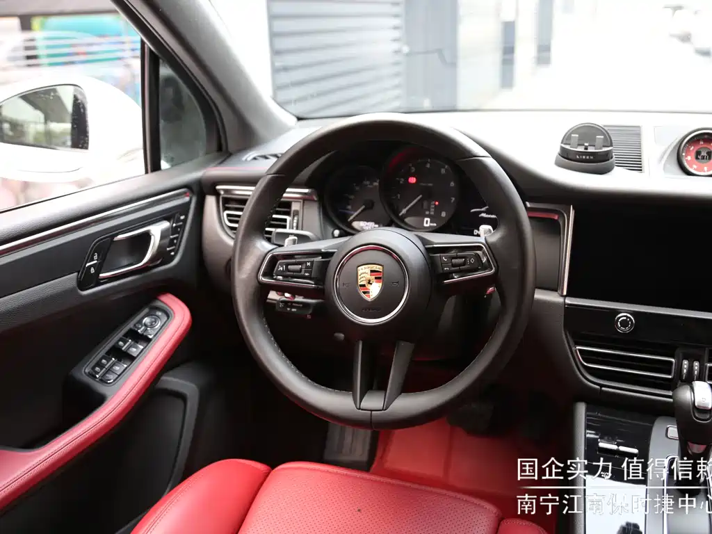 Porsche Macan 2024 — фото 10