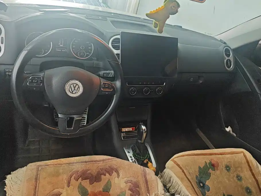 Volkswagen Tiguan 2015 — фото 12