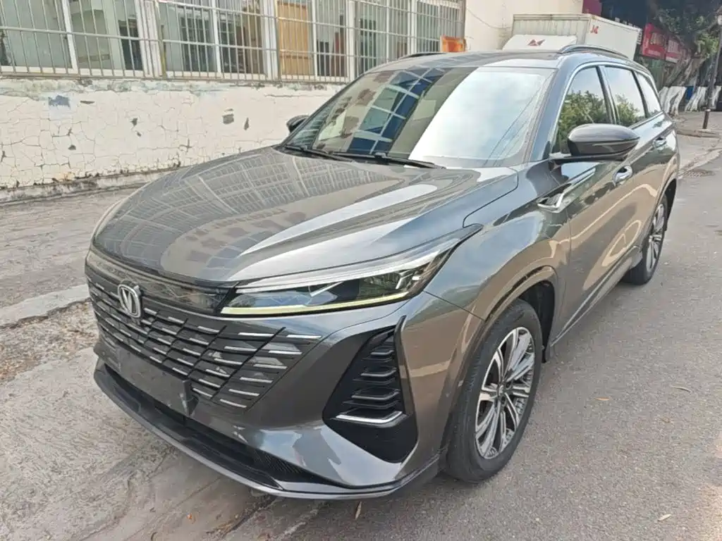 Changan CS75PLUS 2024 — фото 2