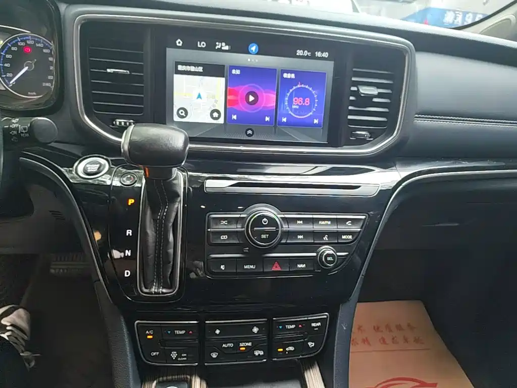 GAC Trumpchi M8 2020 — фото 13