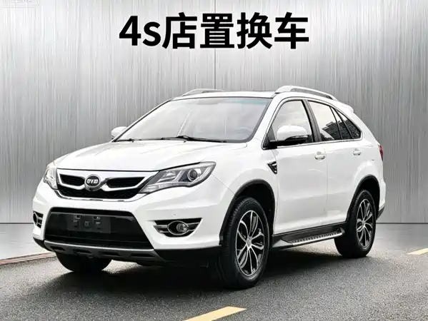 BYD S7 2015