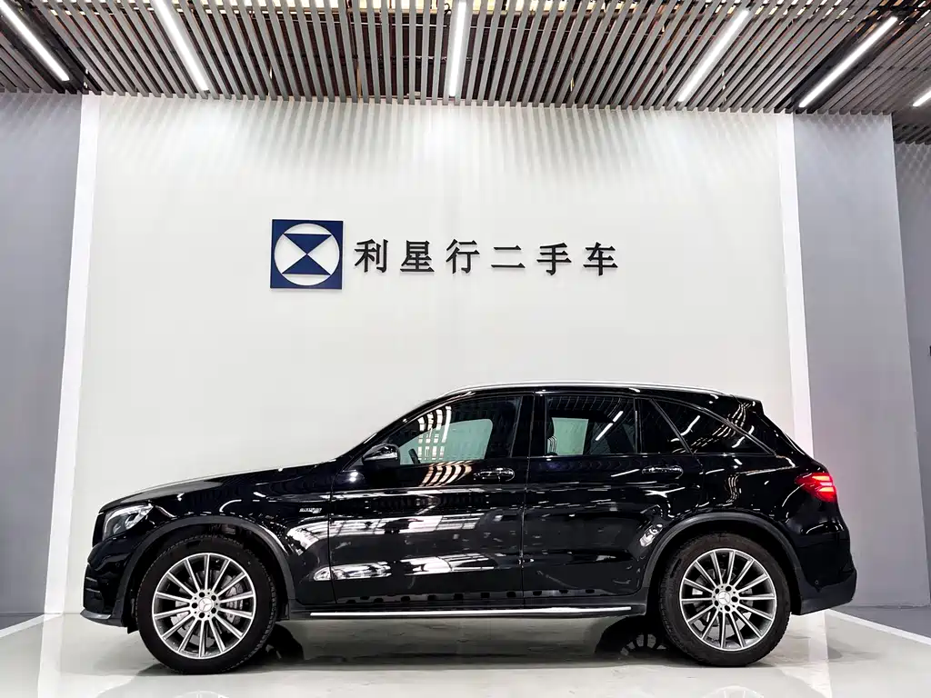 Mercedes-Benz GLC AMG 2018 — фото 7