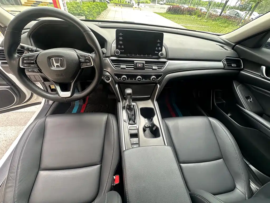 Honda Accord 2021 — фото 7