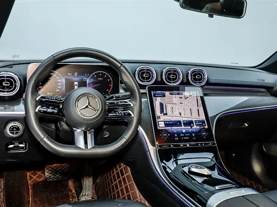 Mercedes-Benz C-Class 2024 — фото 2