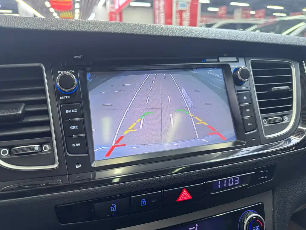 Hyundai Mistra 2015 — фото 14