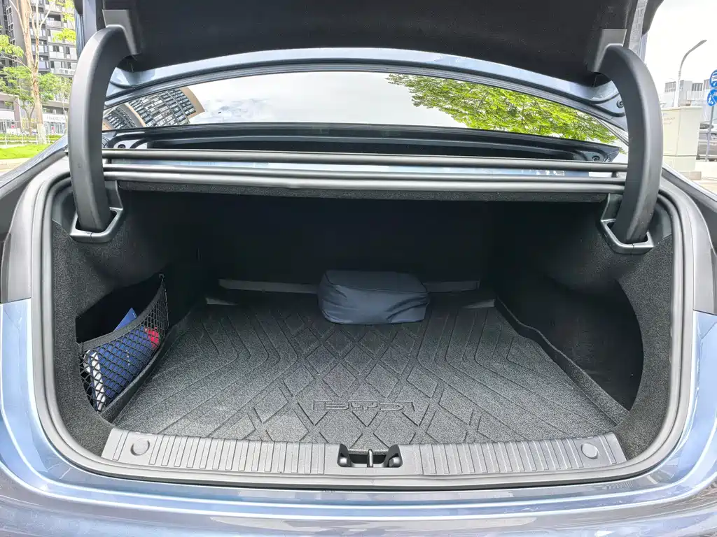 BYD Seal 07 DM-i 2024 — фото 17