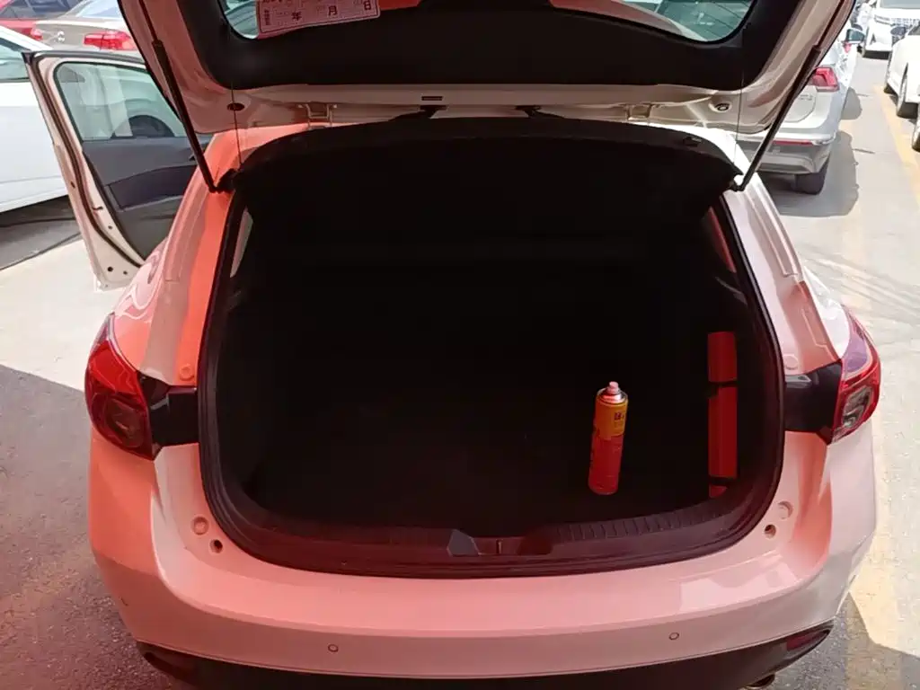 Mazda 3 Angkesela 2015 — фото 19