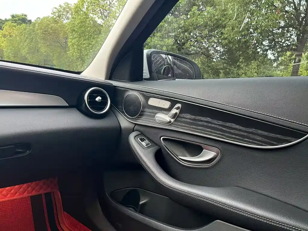 Mercedes-Benz C-Class 2021 — фото 24