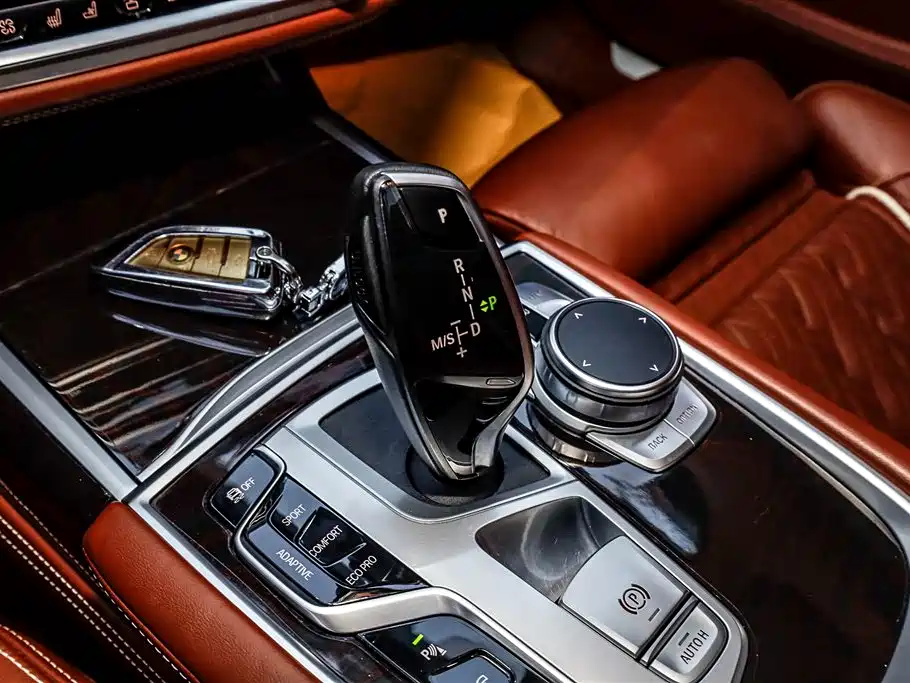 BMW 7 Series 2020 — фото 14