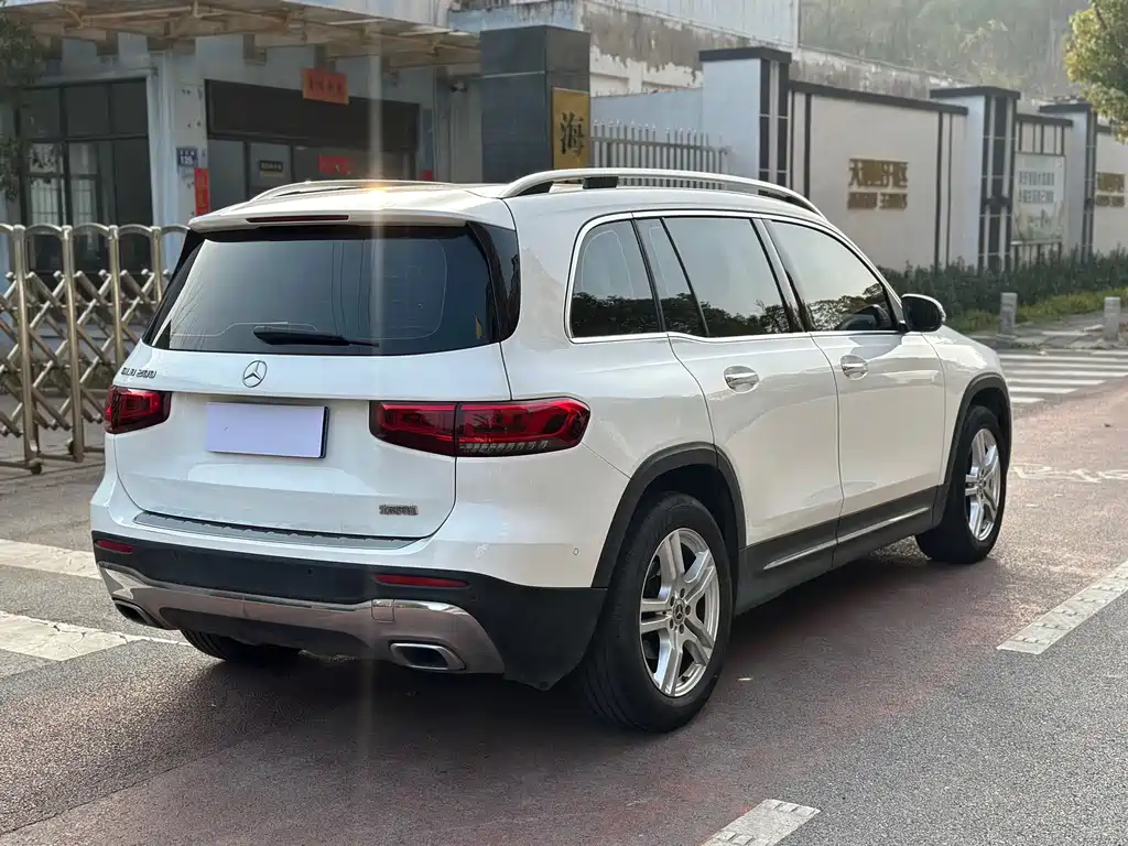 Mercedes-Benz GLB 2020