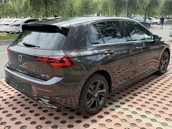 Volkswagen Golf 2023