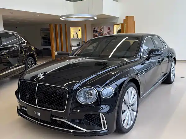 Bentley Flying Spur Plug-In Hybrid 2026