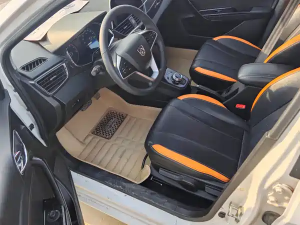 Baojun 310 2017