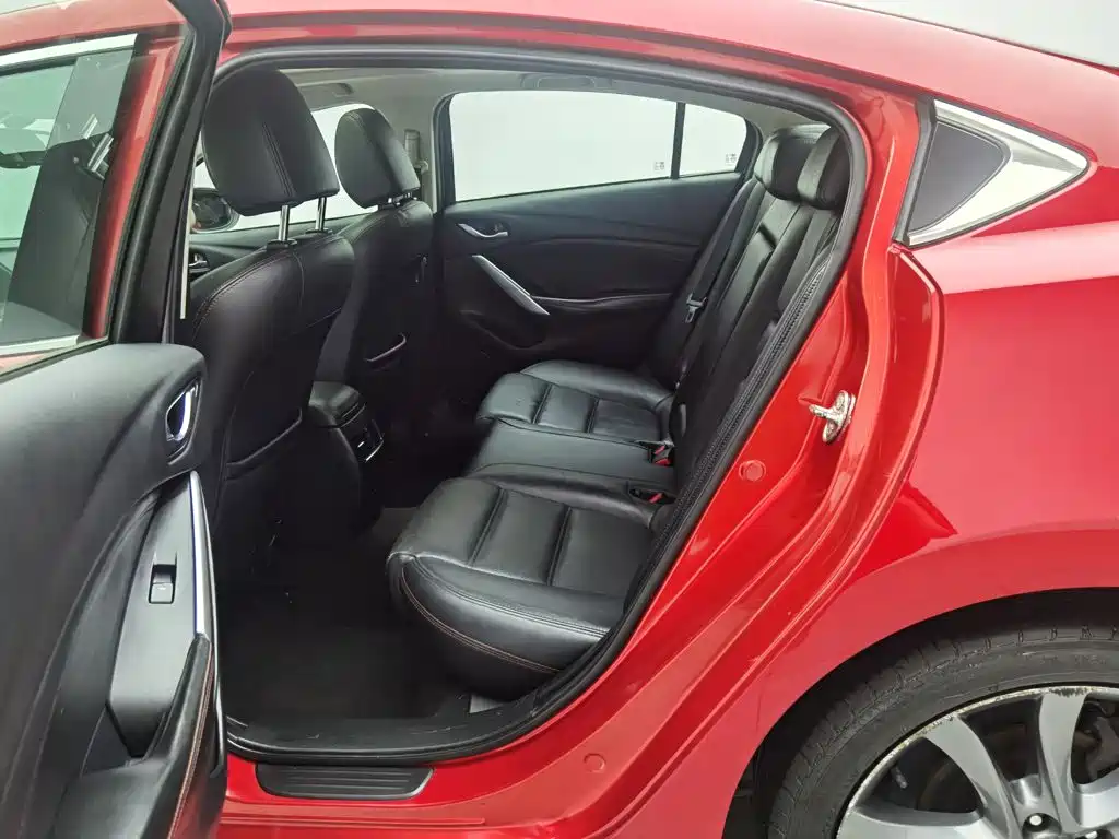 Mazda Atenza 2015 — фото 15